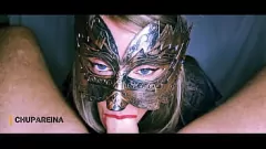 play ランジェリーを着たセクシーなラティーナ熟女が激しい異人種間フェラをする