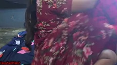 play सौतेले बेटे के साथ सींग का सौतेला माँ की निषिद्ध देसी चुदाई