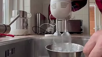 চালান এইভাবে আমি লুব তৈরি করি। j লুব।
