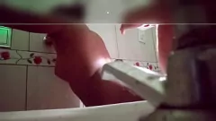 Jouer Femme folle qui me trompe : j'espionne sa séance anale avec le voisin