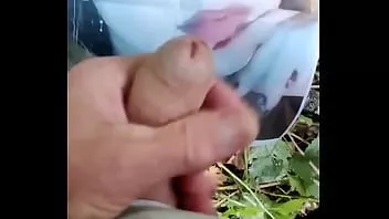 play Un deuxième hommage pour cette mignonne petite latina
