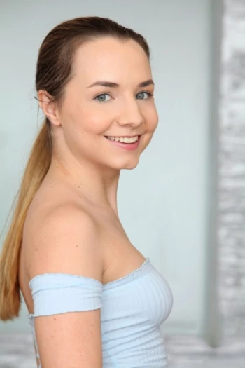 Porno Yıldızı Mona Blue