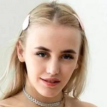 Pornostar Sara Rich