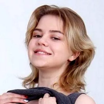 Pornostar Bella Breeze